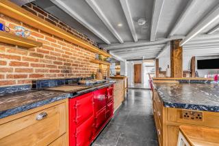 Spectacular Waterfront Home - Pass the Keys - 1