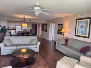 Yacht Club 2-203 - 9