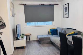 Oakley Retreat in Grays - 6