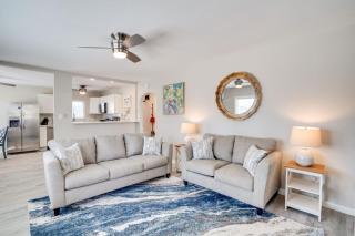 Across from the beach - Bella by the Sea by SeaBreeze Vacation - 6