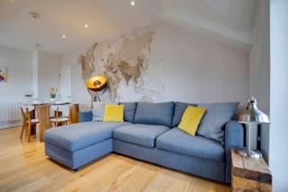 Stylish and Modern Flat with Free Parking - Pass the Keys - 9