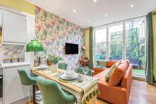 Charming 2 Bed and 3 Bath Apartment in Covent Garden ZONE 1 - 2