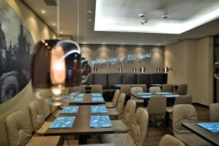 Motel One Prague-Florentinum - 9