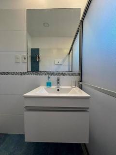 Hermoso apartamento a 150 metros de Playa Mansa - 2