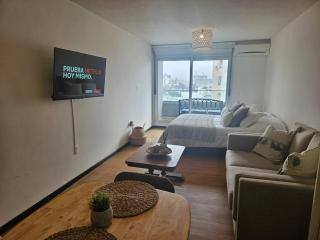 Apto en Pocitos con garaje y vistas despejadas - 8