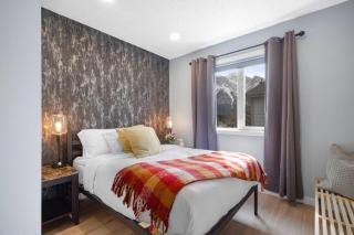 Great Rocky Mountain 3BR Condo in Canmore DT - 8