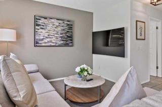 Rockies 3BR Townhome w Stunning Views Near DT - 1