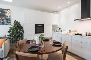 Luxury Top Floor, Balcony and Easy 24h Check-in - 7