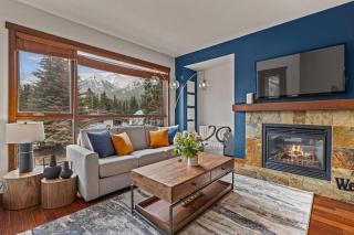 2BR City Escape with Scenic Views and Heated Parking - 0