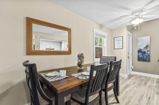 Lake Trace Retreat near Carolina Traverse Country Club - 5