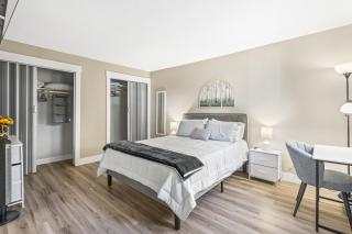 Lake Trace Retreat near Carolina Traverse Country Club - 1