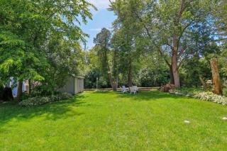 Center Lake Cape Cod Escape Family Waterfront Home with Dock Scenic Views and Pet Friendly - 7