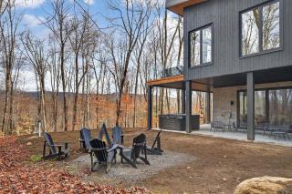 Foret de Verre Luxury Forest Chalet - 4