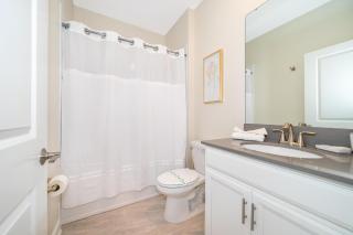 8987GV VILLA 5 BED/5 BA (SANITIZED) - 8