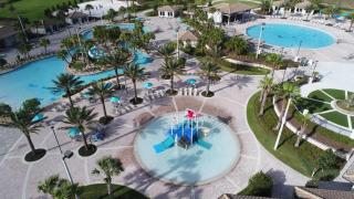 8947AR TOWNHOUSE 4 BEDROOMS & 3 BATHROOMS + POOL - 8