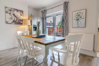 Lovely Single Room - 8