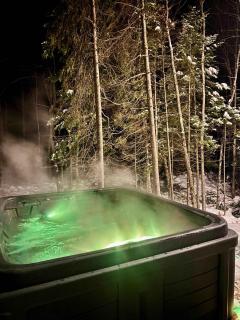 Chalet MonVue - Serenity in the Heart of Nature - 9