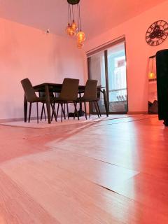 Bed space Available in Luxury Apartment 101 - 7