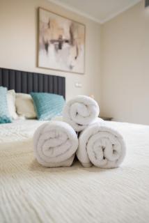 Chill Cozy 1BR Oasis Pool BBQ in Irarrazabal - 2