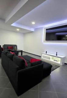 Rodrigues House - Private Jacuzzi - 8