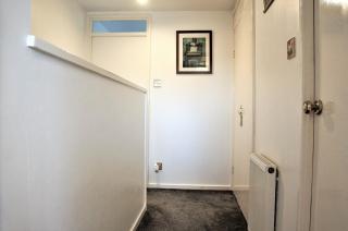 City-Centre Apartment - Holyrood - 8