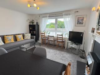 City-Centre Apartment - Holyrood - 2