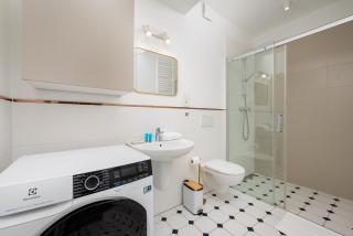 Powiśle Riverside Apartment by BookingHost - 2