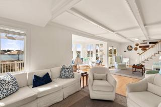 Waterfront Private Beach Gorgeous Views - 2