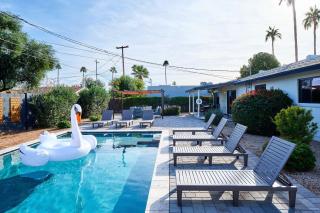 Disco in the Desert - Walk to Old Town Scottsdale - 4