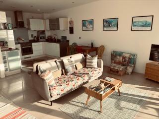 Eight Water's Edge - 5