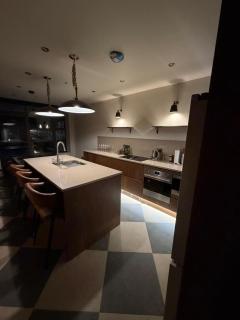 Stamford 3 bed I Free Parking I Belmont Places - 8