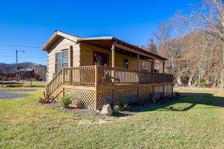 Walk to Dtwn Damascus Cabin with Creek Views! - 8