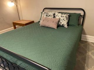 Pet Friendly 1BR St Louis Apartment w Laundry Yard - 8