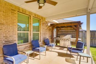 Close to Energy Giants! 3,300-Sq-Ft Midland Home - 9