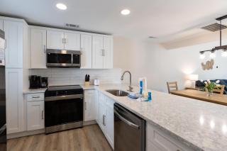 721 Queens Grant - 1