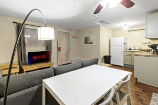 Ground-Floor Forest Park Studio with Parking & Washer Dryer - 3