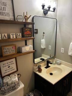 Room For Rent in Cozy Family Home - 7