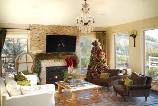 Villa on 5 Acre Vineyard Equestrian Estate, Pool & Hot tub, Events - 0