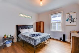 Charming Vintage 2BR Apartment in Oakland - 5