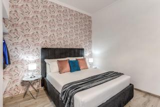 Colosseum Royal Apartment - 8