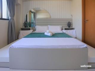 Flat LIPE MURO ALTO lindo e equipado a poucos metros da praia localizado em condomínio clube completo perfeito para a família - 2