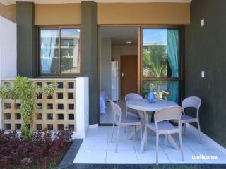 Flat LIPE MURO ALTO lindo e equipado a poucos metros da praia localizado em condomínio clube completo perfeito para a família - 0