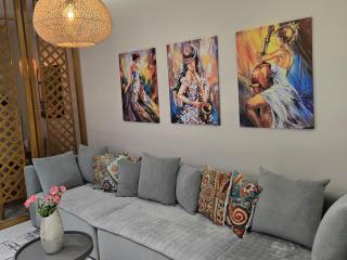 Sun-Kissed Memories, Qerret Beach, 1 min walk - 8