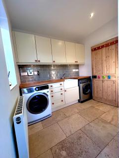 King Arthur's Rest House, Hot Tub & Garden Sleeps 10 - 7