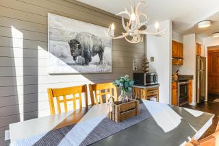 1 Mi to Keystone Resort Mtn-View Family Escape! - 4