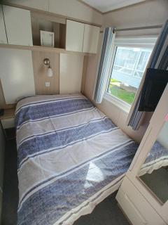 Beautiful Holiday Home 3 Bed Caravan by The Beach, Free Wifi, Games Console, TVs & DVD's, Passes Not Included - 2