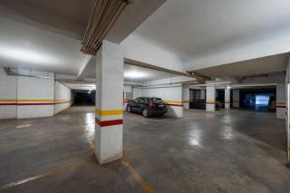 Modern apartment, swimming pool and sports - 3