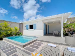 SeaRock & SeaShell Villas - 4