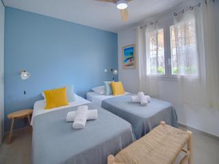 SeaRock & SeaShell Villas - 3