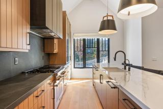 Crescent House at Old Town - 3